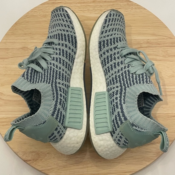 ADIDAS NMD R1 Women’s size US 5 ash green sneakers shoes CQ2031 - Picture 5 of 8